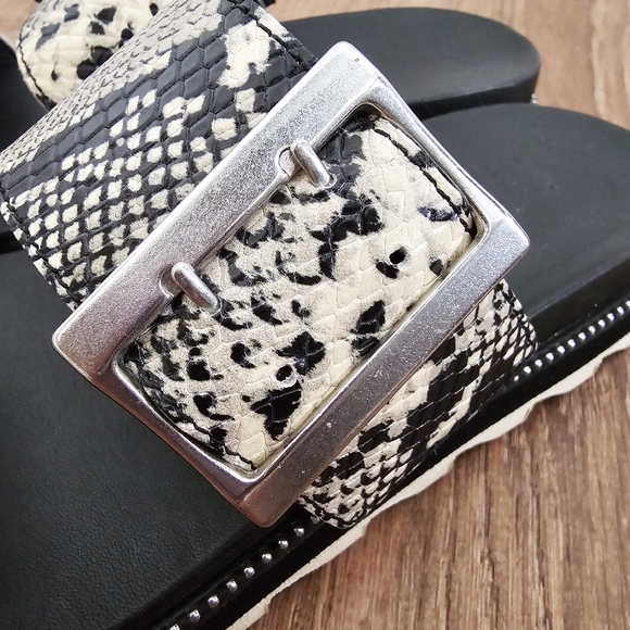 Sorel Boundless Snake Reptile Print Slip-on Platform Slide, Size 7 - Picture 7 of 10